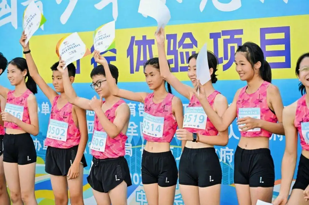 中勇夺佳绩 中勇夺佳绩