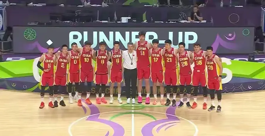 突破内线造, 滑三分没有, 中国男篮夺 突破内线造, 滑三分没有, 中国男篮夺