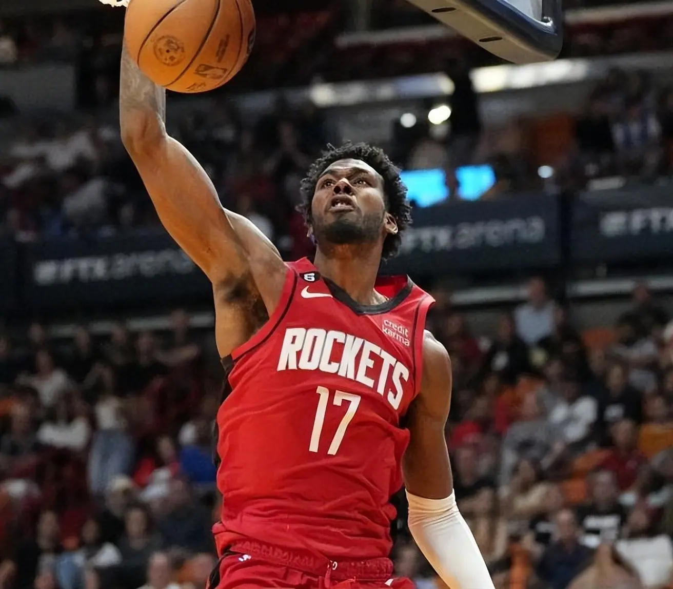 都是火箭队, 首发