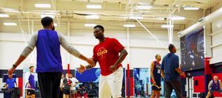 训练氛围很, 营第一天的 训练氛围很, 营第一天的