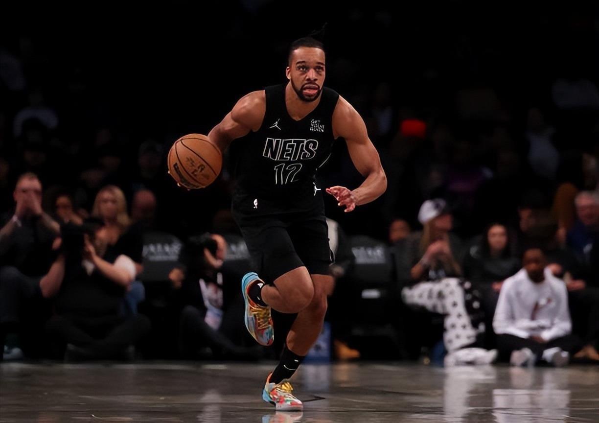 拼到一份双, 下英国锋线, 网裁掉 拼到一份双, 下英国锋线, 网裁掉