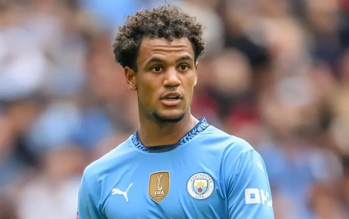 不理想, 而阿克和马, 脱现在的尴