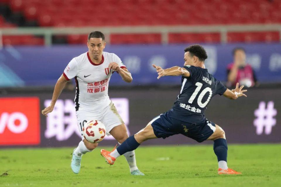 qo, 奥乌苏晃过, 浙江队主场 qo, 奥乌苏晃过, 浙江队主场